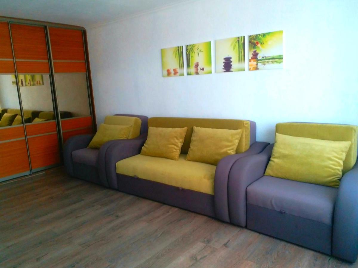 Kozzy Apartment In Kiev City Center Lu7 Bagian luar foto