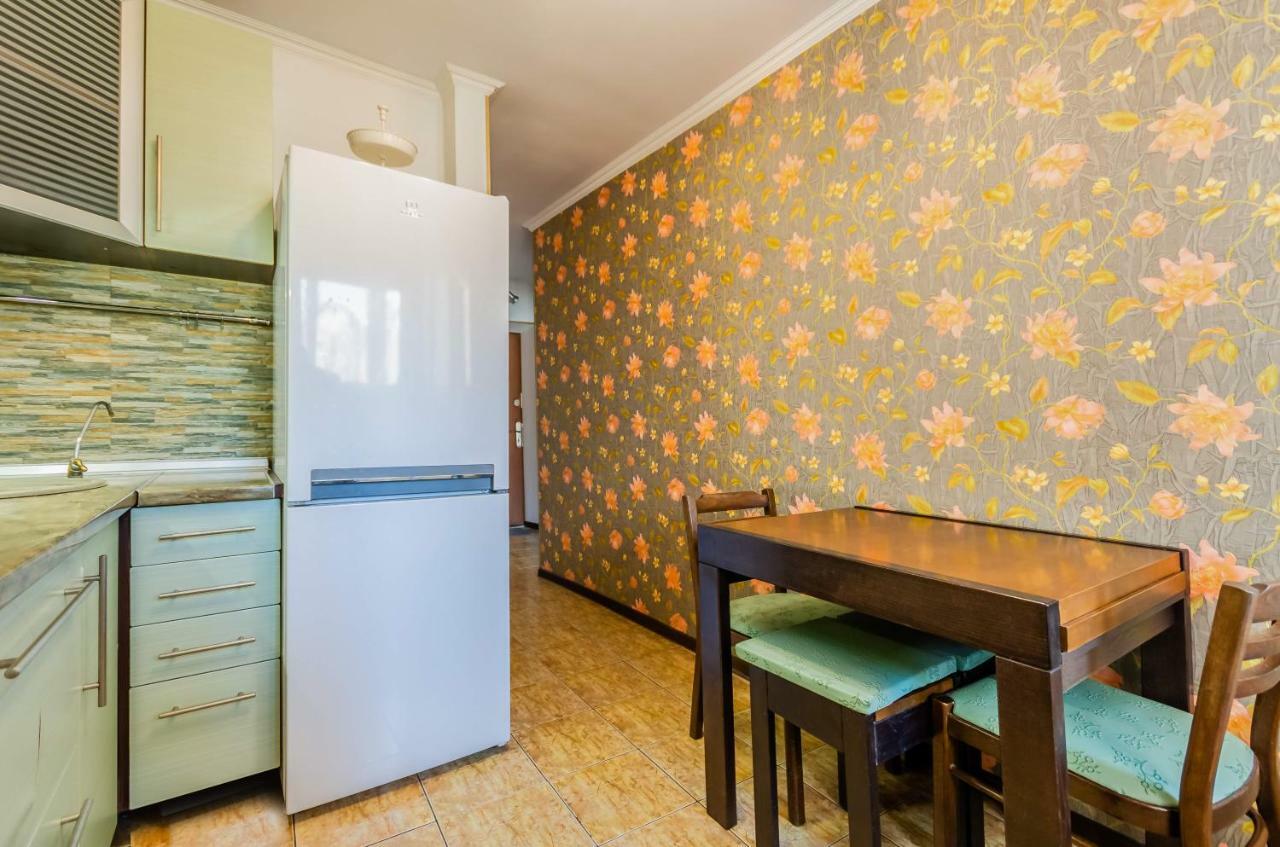 Kozzy Apartment In Kiev City Center Lu7 Bagian luar foto